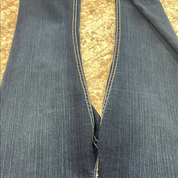 Wrangler Women's Indigo Straight Leg Jeans - Picture 7 of 13